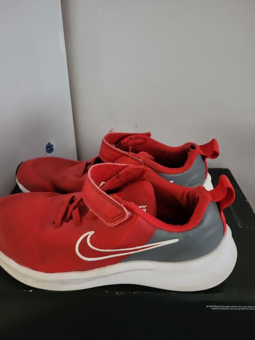 Adidași Nike mar. 33,5