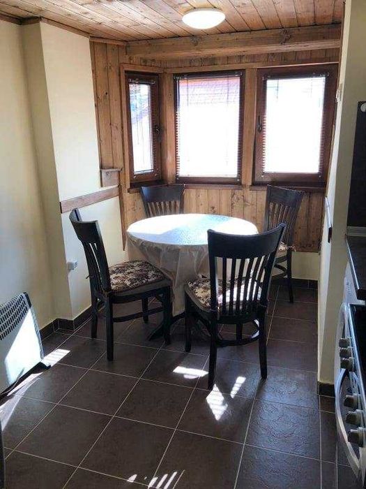 Дава се под наем Двустаен апартамент в Бургас, Изгрев - 67 кв.м за 204 € - Снимка #9