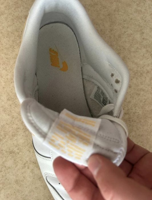 Nike Dunk Low "White/University Gold"