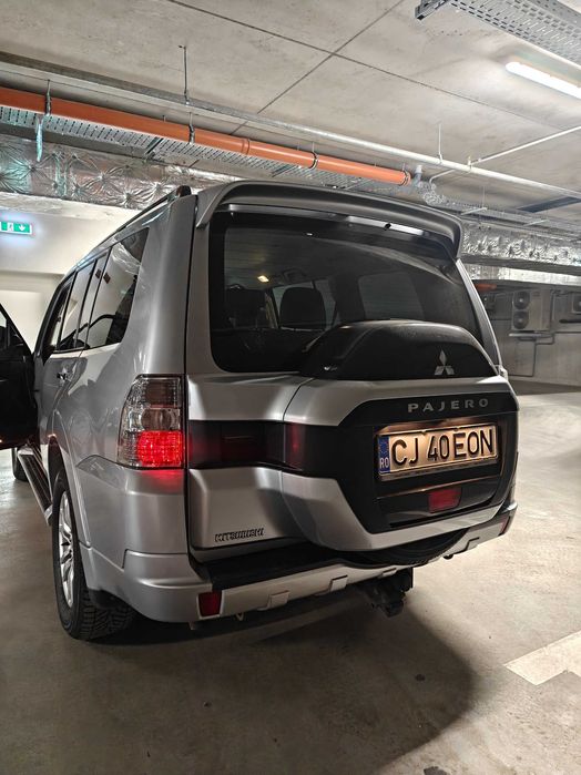 Mitsubishi Pajero 2018