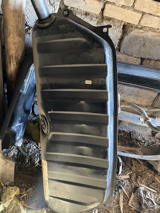 Запчасти на мерседес