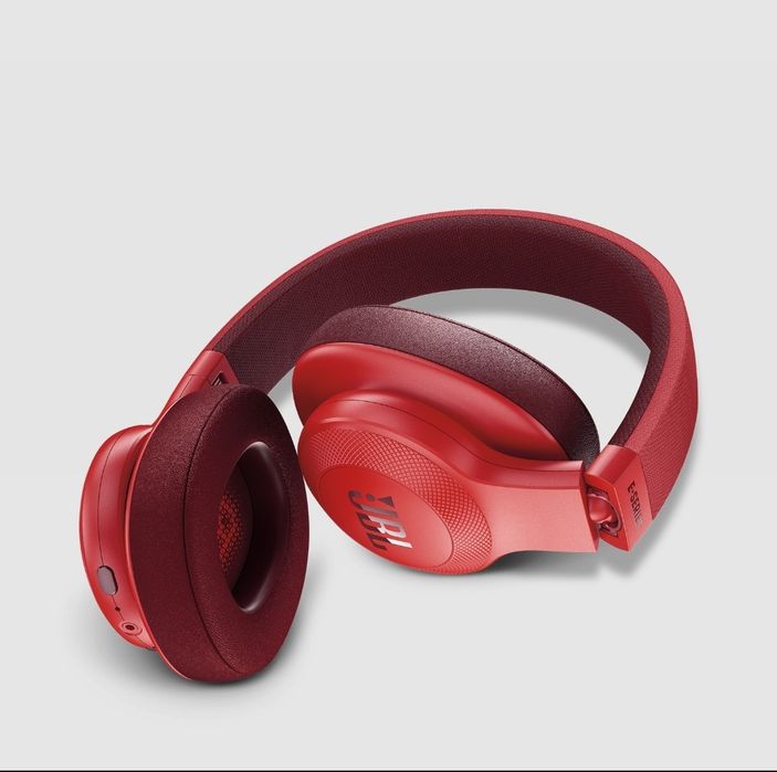 JBL E55BT  casti bluetooth over-ear