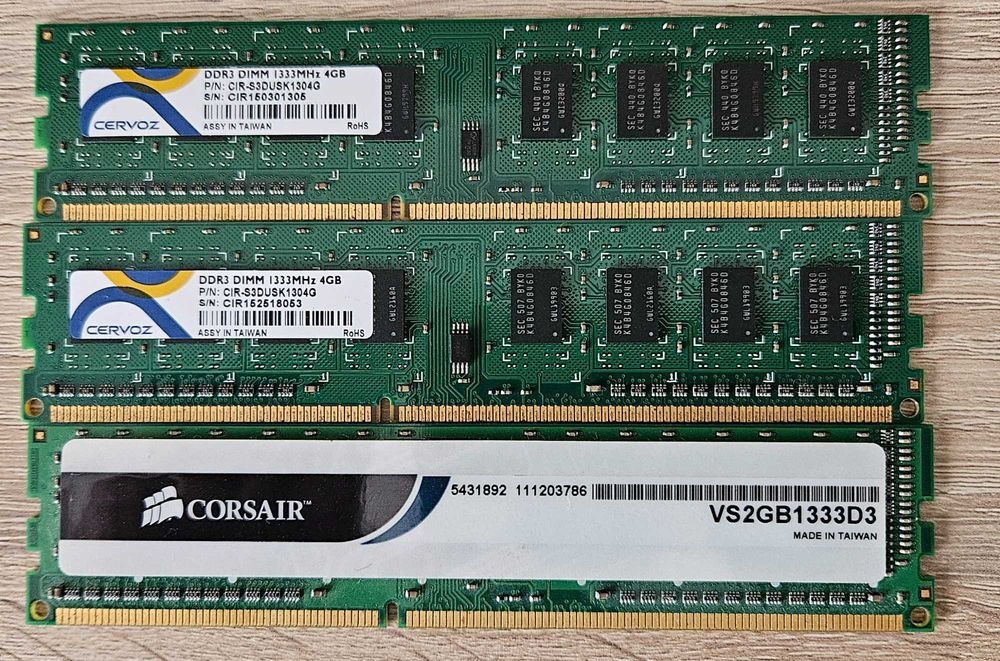 Memorie RAM DDR3 1333 MHz, Cervoz 4GB, Corsair 2GB