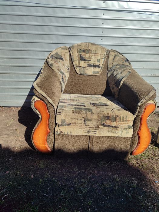 Диван в хорошем состоянии даром бесплатно