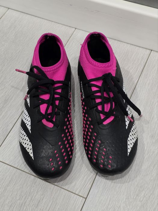 Бутсы Adidas Predator