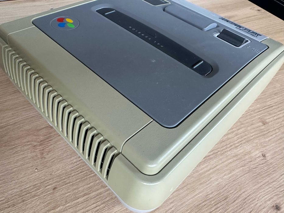 Nintendo SNES Super Nintendo Entertainment System