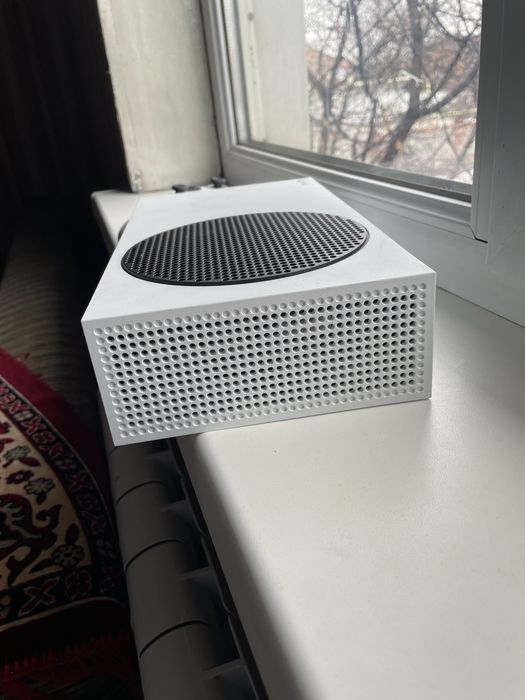 XBOX SERIES S обмен или продам