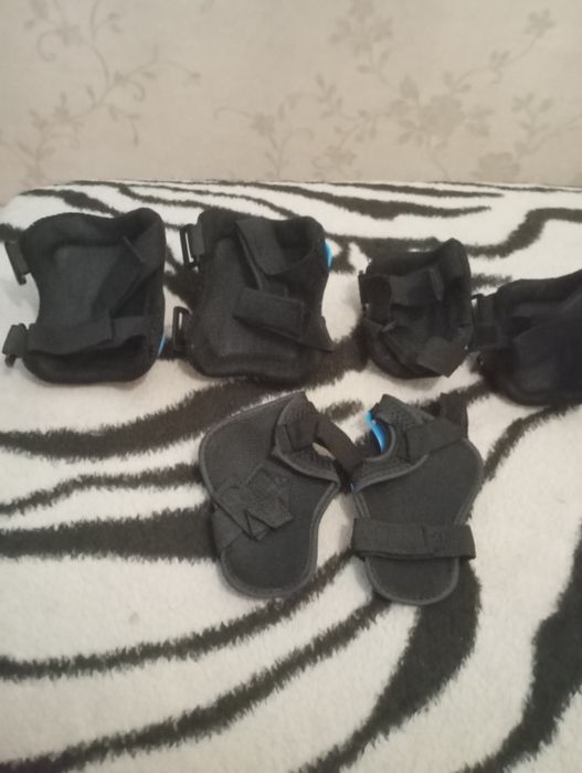 Продам детские защитные щитки