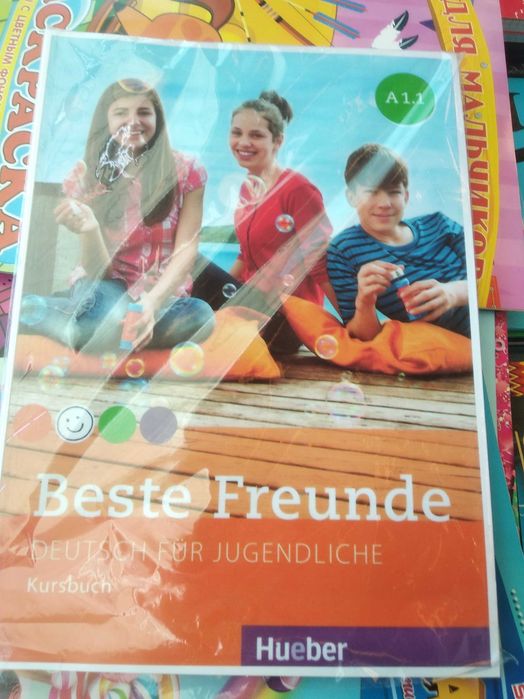Menschen nemis tili kitoblar