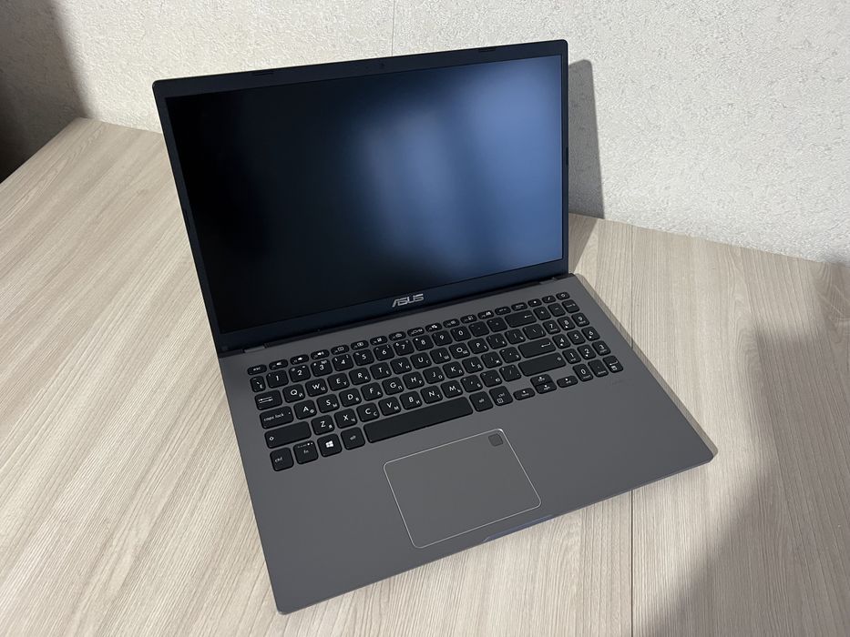 Мощный современный ноутбук