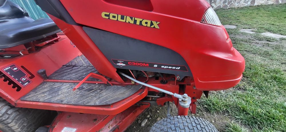 Tractoras de tuns gazon