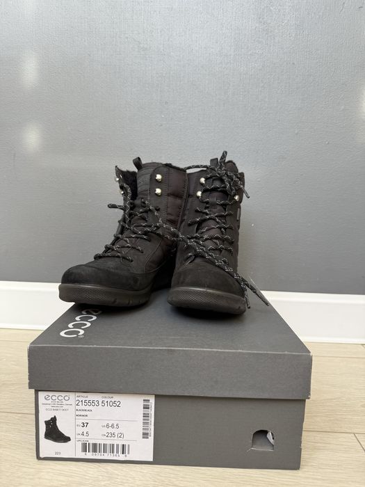 Продам ботинки ECCO женские