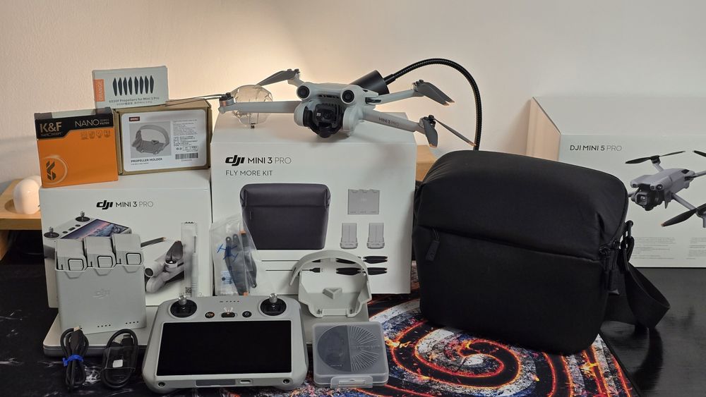 DJI Mini 3 Pro Fly More Combo drona