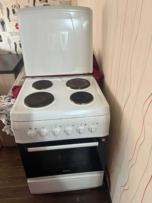 Продам электроплита
