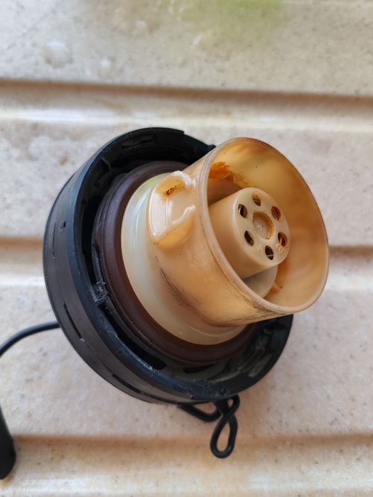 Крышка бензобака тойота