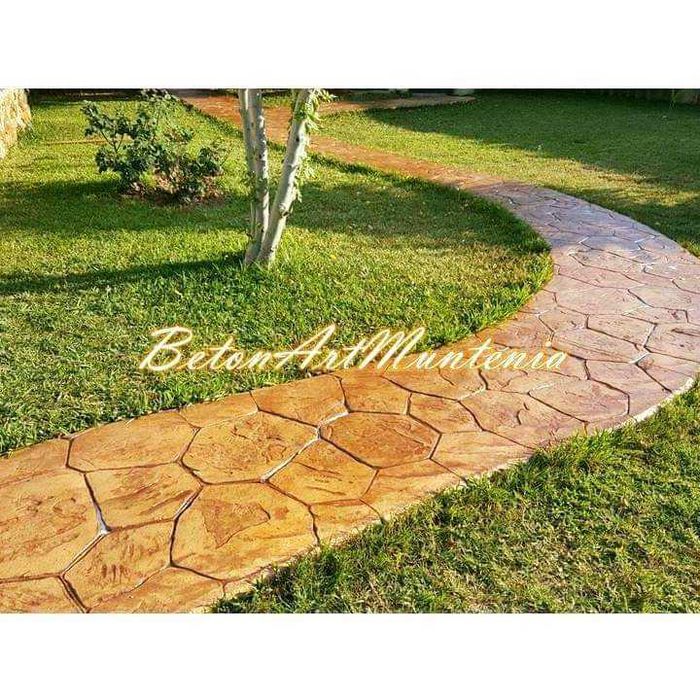 Beton amprentat și amprentat vertical