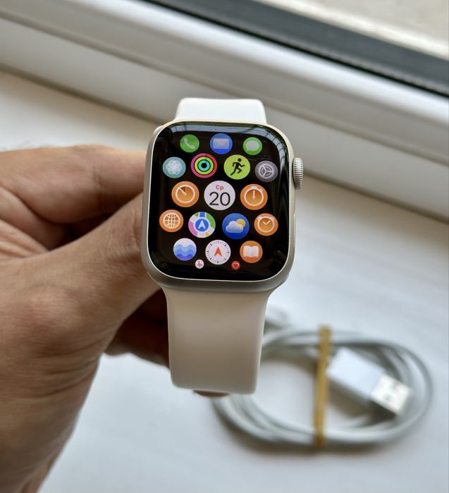 Apple iWatch 9 Silver 41mm 100%