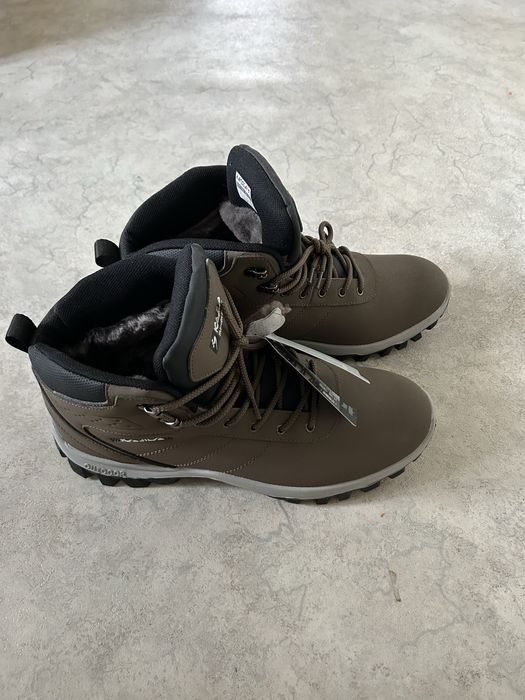 Кроссовки зимние новые