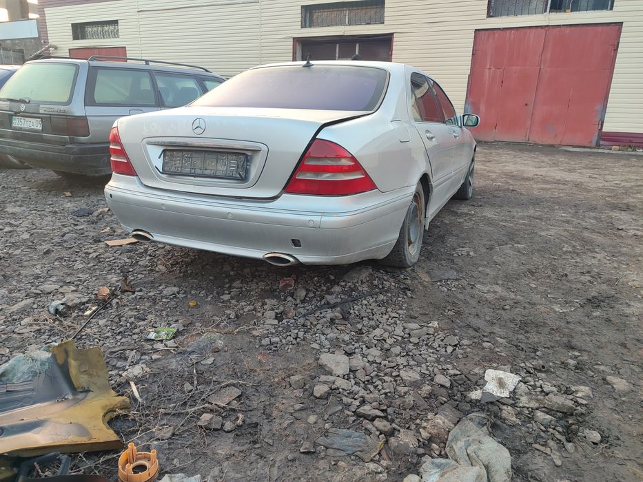 Запчасти на Мерседес W220