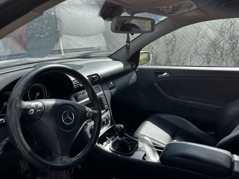 На части mercedes c class w203 facelift 2.2cdi 150 кс.  Двигател 646