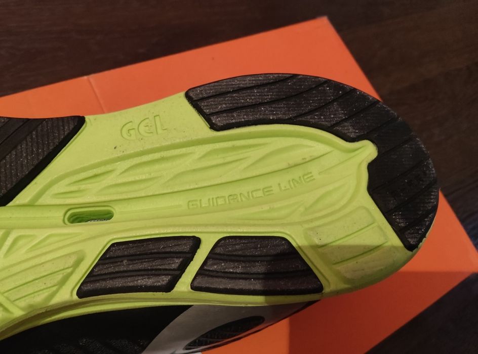 Маратонки Asics Gel Hiper Tri 3