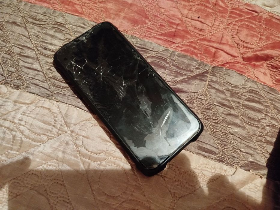 Продам телефон не дорого