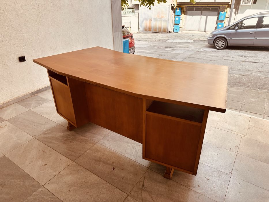 Винтидж италианско бюро – Mid Century (1960–70 г.)