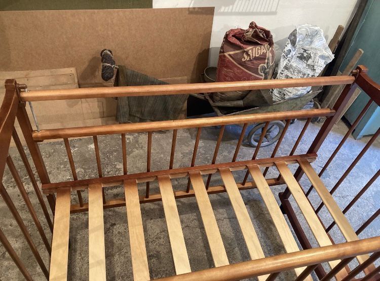 Кроватка детская