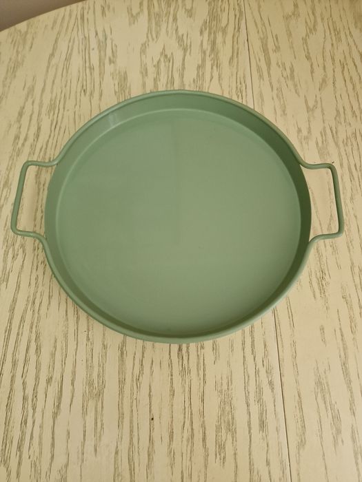 Поднос зелёный новый. H&M