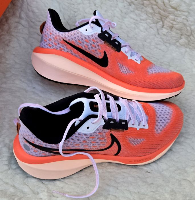 Nike Vomero 17 оригинални дамски сникърси 39 номер нови