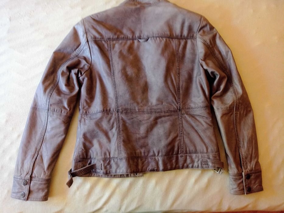 Кожени и преходни якета размери M-XL