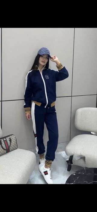 Спортивный костюм