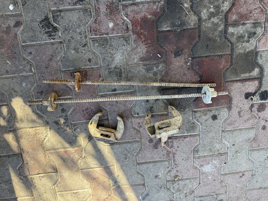 Замок клиновой опалубки оцинкованный