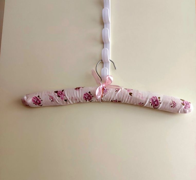 Нова рокля  с цип отзад,поплата леко асиметрича отпред