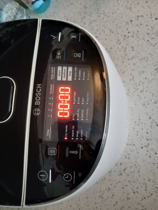 Мултикукър BOSCH - MUC11W12