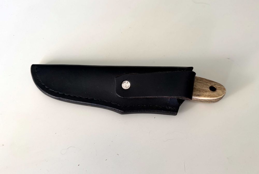 Cuțit Vânătoare Bushcraft Full Tang Corn Cerb Alamă + Teacă Piele