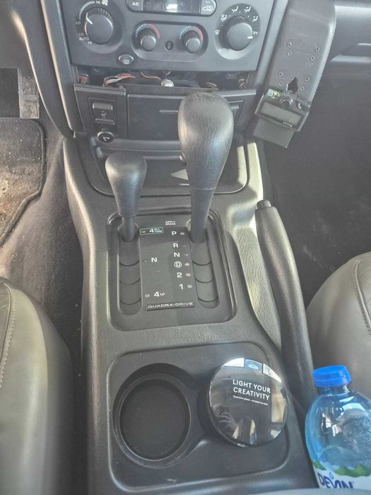 Продавам jeep grand cherokee 4.7 и 4.7  на части.