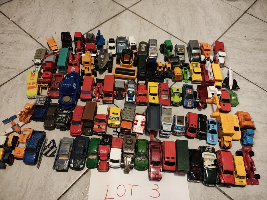 Vând mașinuțe metal și plastic - LOT 3