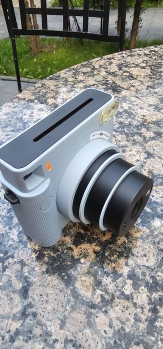 Aparat foto instax sq1 impecabil