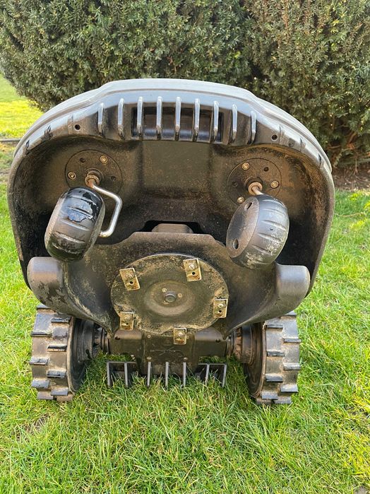 Косачка робот YUKA mini 800