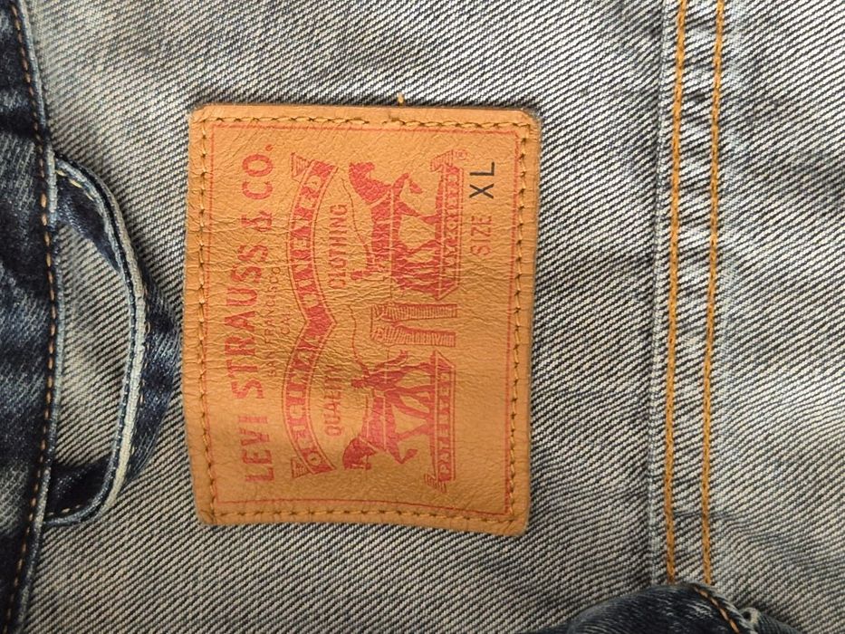 Джинсовая куртка Levi's