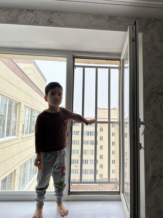 Решетки на окна , москитные сетки