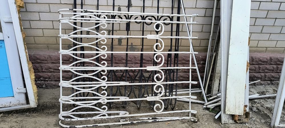 Решетки на окна кованые