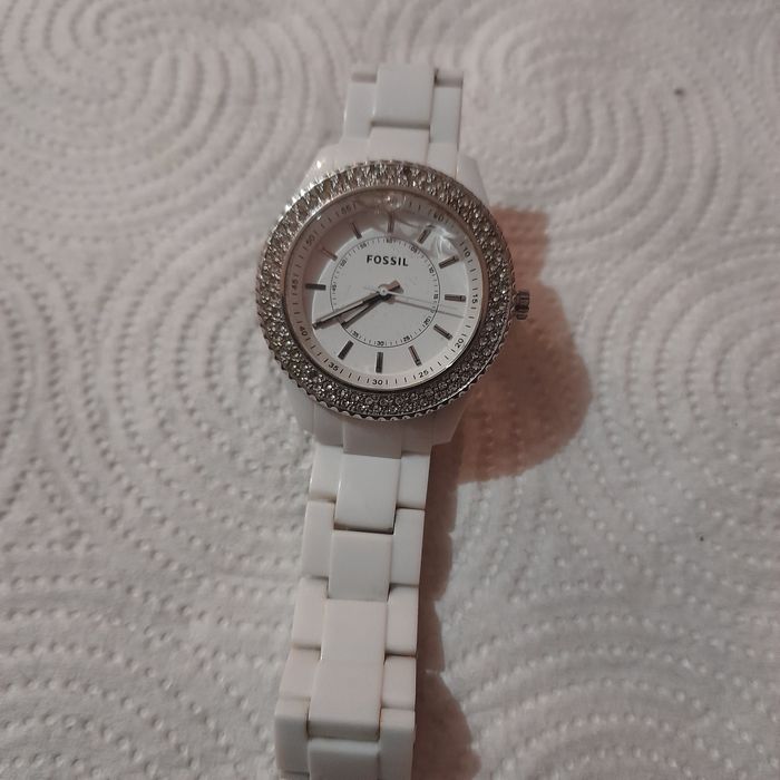 ceas fossil aproape nou