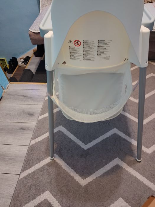 Детско столче за хранене.