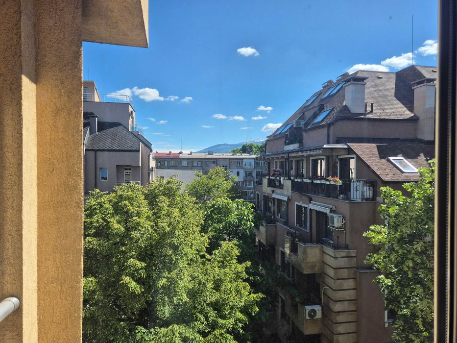 Дава се под наем Офис в София, м-т Гърдова глава - 115 кв.м за 900 € - Снимка #2