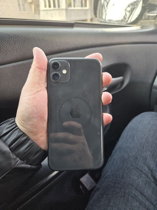 Айфон 11 64г емкост 76