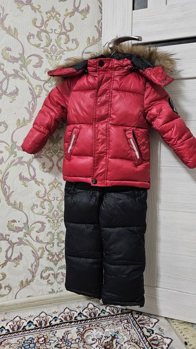 Продам детский зимний комбинезон