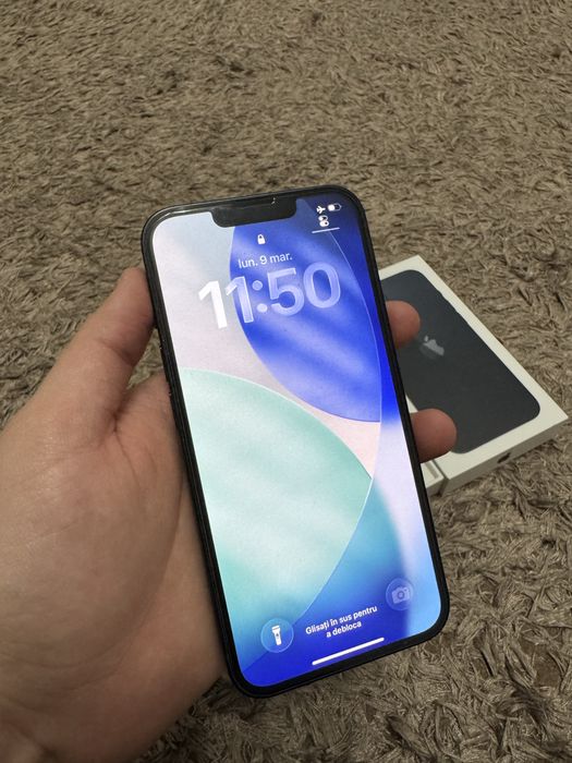 Vand iPhone 13 - Baterie 88% - Excelent