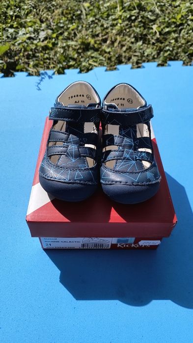 Sandale Kickers, marimea 21
